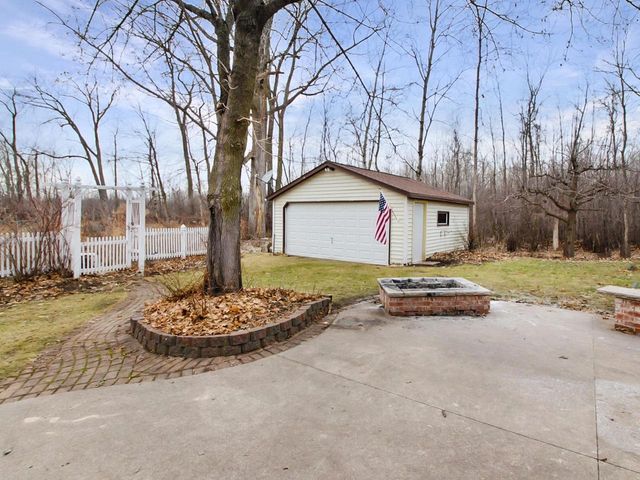 1543 LAKEVIEW DRIVE, Green Bay, WI 54313
