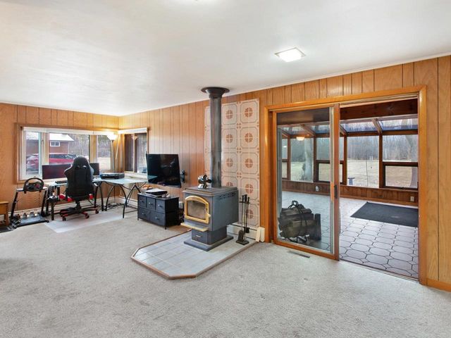 1543 LAKEVIEW DRIVE, Green Bay, WI 54313