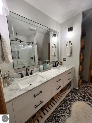 1165 E Lincoln Street, East Tawas, MI 48730