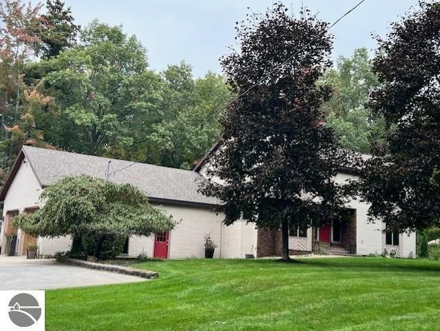 1165 E Lincoln Street, East Tawas, MI 48730