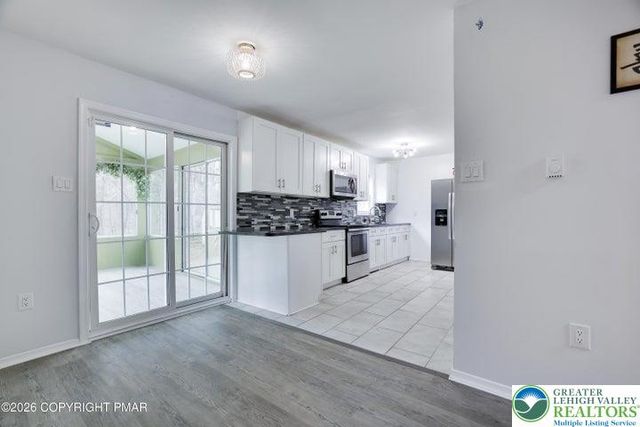 9753 Leland Terrace, Coolbaugh Twp, PA 18466