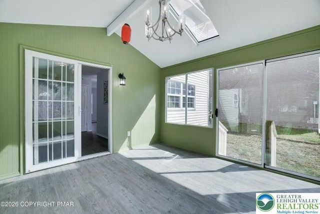9753 Leland Terrace, Coolbaugh Twp, PA 18466