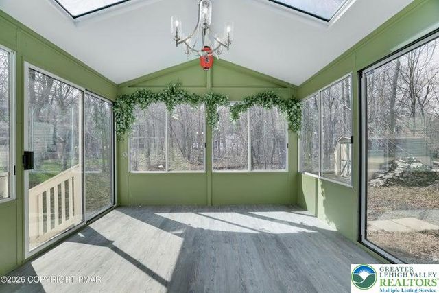 9753 Leland Terrace, Coolbaugh Twp, PA 18466