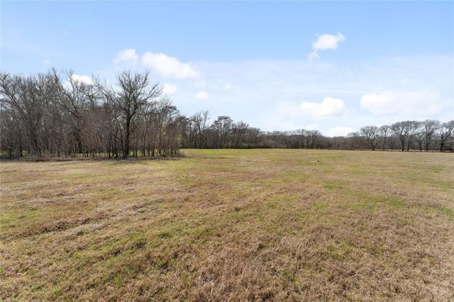 Tract 4 Cr 117, Hungerford, TX 77448