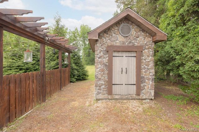 3 Tor Terrace, New City, NY 10956