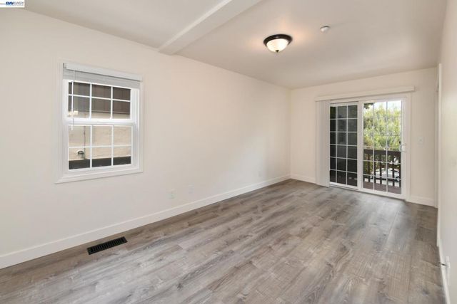 534 Adams St, Albany, CA 94706