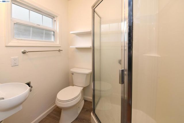 534 Adams St, Albany, CA 94706