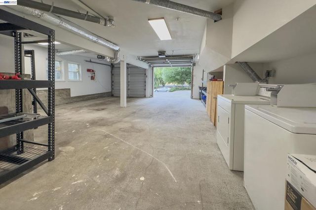 534 Adams St, Albany, CA 94706
