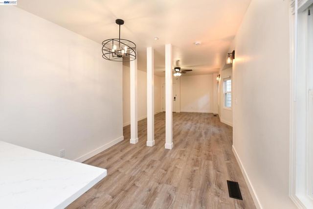 534 Adams St, Albany, CA 94706