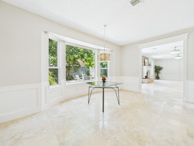 702 Daria Court, Houston, TX 77079