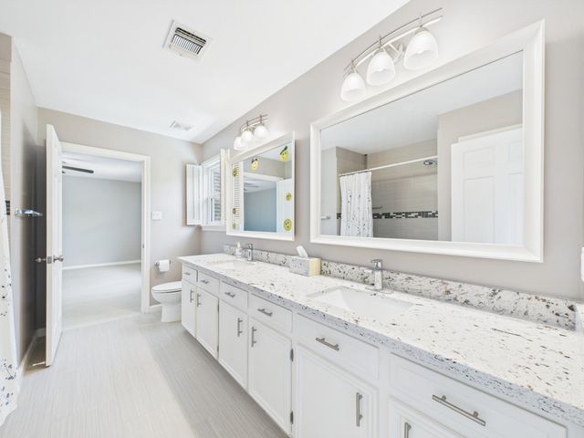 702 Daria Court, Houston, TX 77079