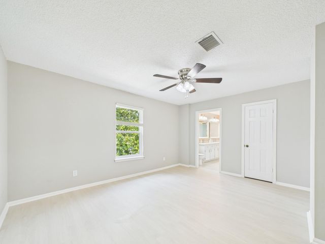 702 Daria Court, Houston, TX 77079