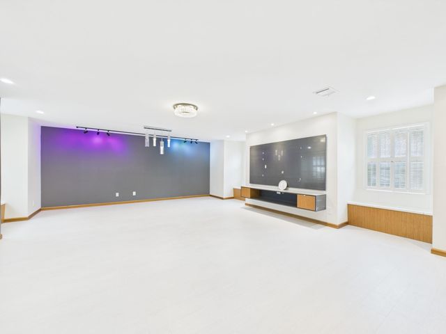 702 Daria Court, Houston, TX 77079
