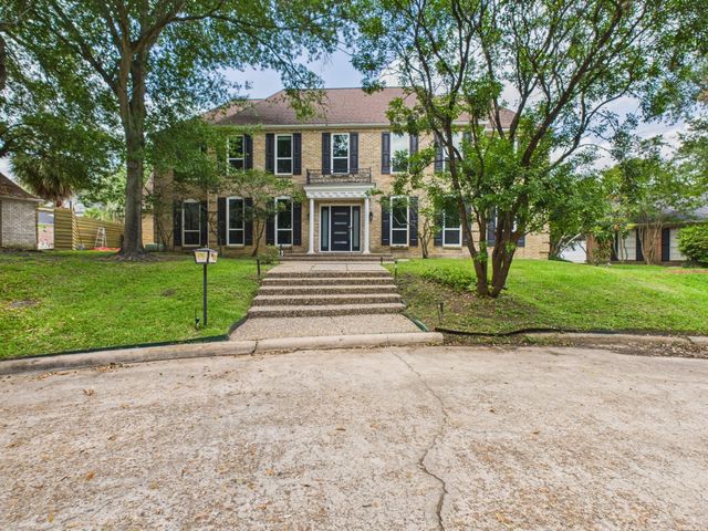 702 Daria Court, Houston, TX 77079