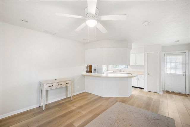 1016 LADY GUINEVERE DRIVE, Valrico, FL 33594