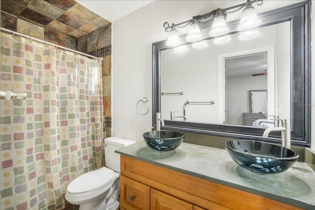 1016 LADY GUINEVERE DRIVE, Valrico, FL 33594