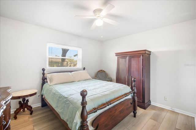 1016 LADY GUINEVERE DRIVE, Valrico, FL 33594