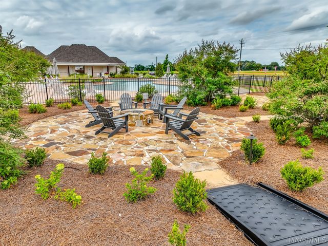 738 Harbin Drive, Prattville, AL 36066