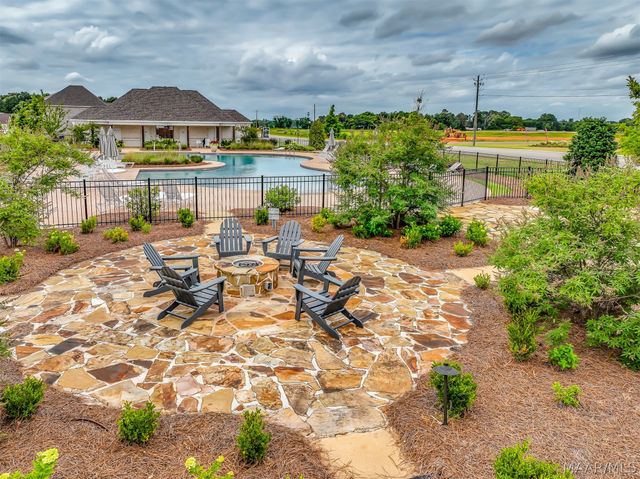 738 Harbin Drive, Prattville, AL 36066