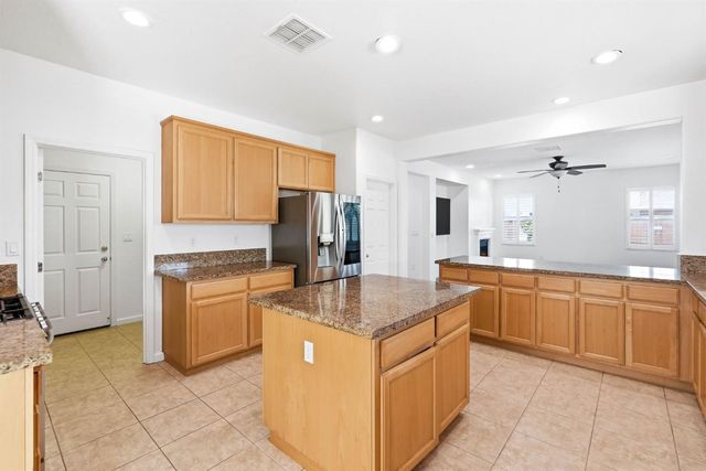 3811 Black Butte Rd, West Sacramento, CA 95691