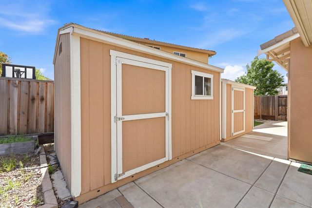 3811 Black Butte Rd, West Sacramento, CA 95691