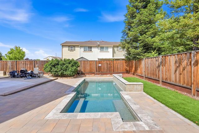 3811 Black Butte Rd, West Sacramento, CA 95691