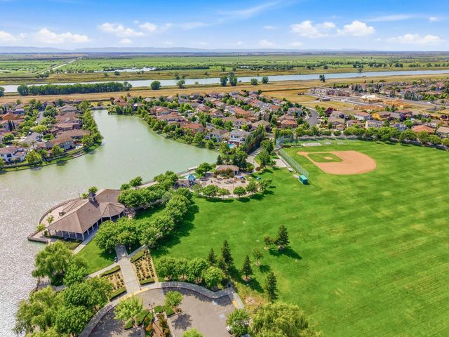 3811 Black Butte Rd, West Sacramento, CA 95691