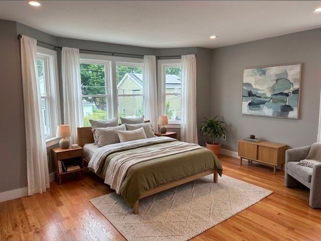 11 Maitland Ave, Lowell, MA 01851