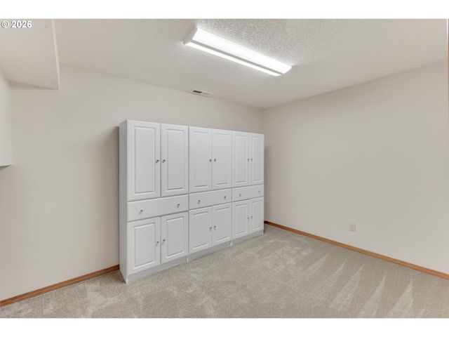 524 BALLAD Ln, Forest Grove, OR 97116