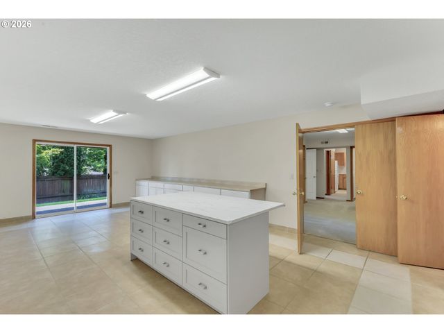 524 BALLAD Ln, Forest Grove, OR 97116