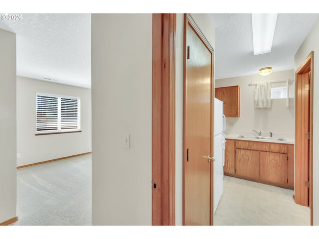 524 BALLAD Ln, Forest Grove, OR 97116
