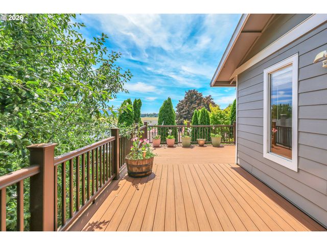 524 BALLAD Ln, Forest Grove, OR 97116