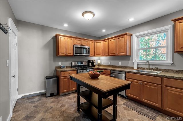 180 Rossler Avenue, Cheektowaga, NY 14206