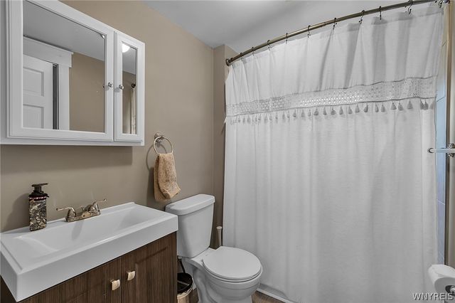 180 Rossler Avenue, Cheektowaga, NY 14206