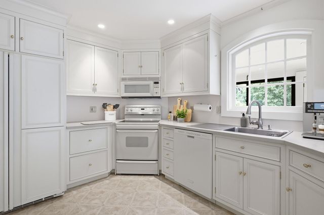 604 KENNETT PIKE, Chadds Ford, PA 19317