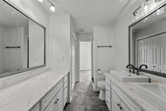 2225 Bon Vie Drive, Sulphur, LA 70665