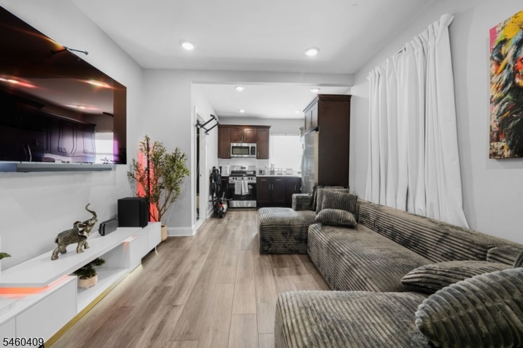 130 Garfield Ave, Lodi Boro, NJ 07644 — photo 5