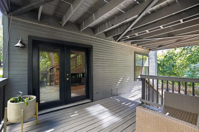 1911 Stoneridge RD, Austin, TX 78746