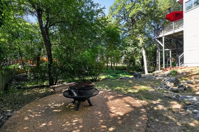 1911 Stoneridge RD, Austin, TX 78746