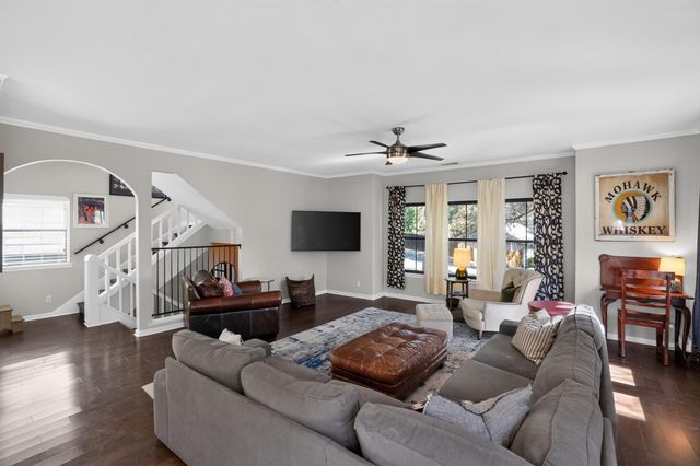 1911 Stoneridge RD, Austin, TX 78746