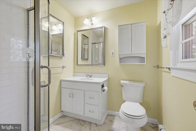 14 MANSFIELD RD, Ewing, NJ 08628