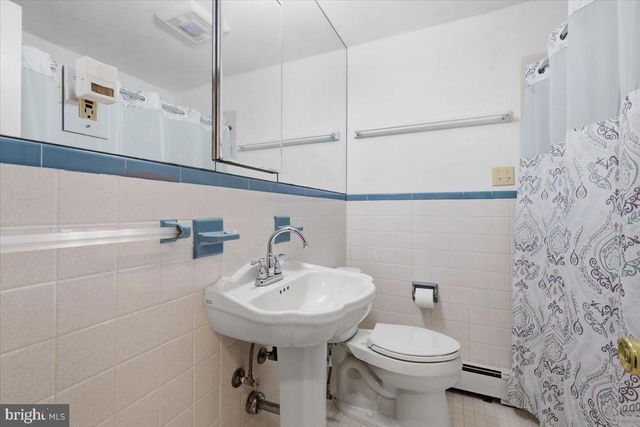 14 MANSFIELD RD, Ewing, NJ 08628