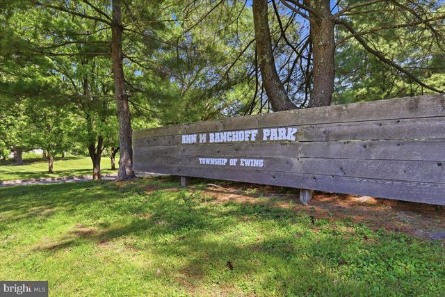 14 MANSFIELD RD, Ewing, NJ 08628
