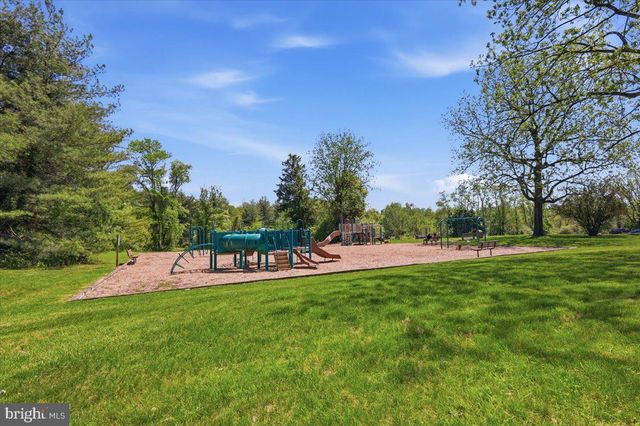 14 MANSFIELD RD, Ewing, NJ 08628