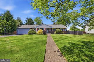 14 MANSFIELD RD, Ewing, NJ 08628