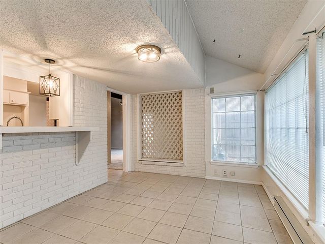 2633 N Sterling Avenue, Oklahoma City, OK 73127