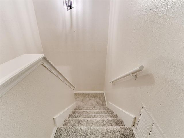 2633 N Sterling Avenue, Oklahoma City, OK 73127