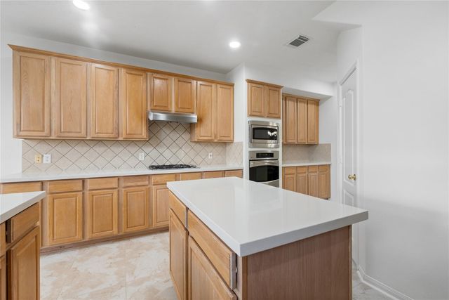 4230 Waterwood Drive, Baytown, TX 77521