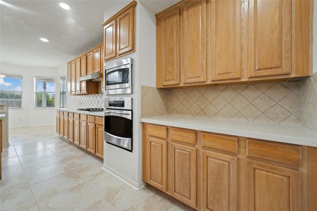 4230 Waterwood Drive, Baytown, TX 77521
