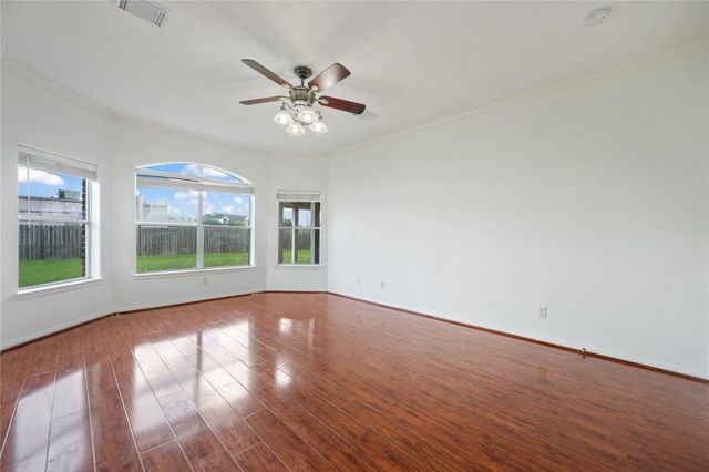 4230 Waterwood Drive, Baytown, TX 77521